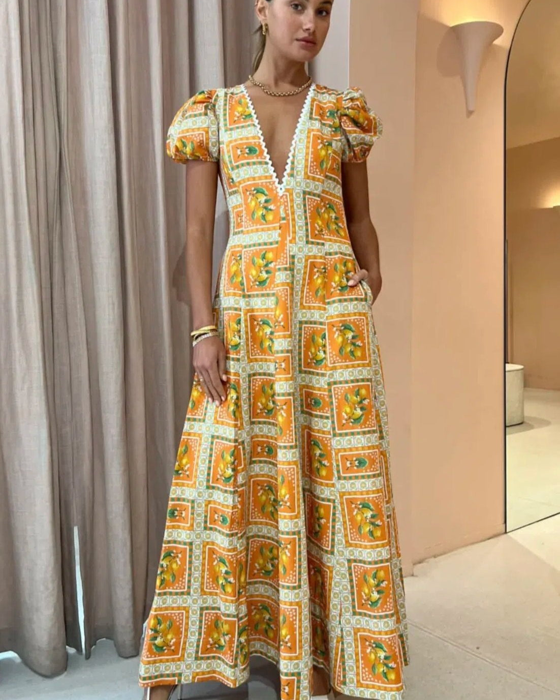 Doreen Baskılı V Yaka Uzun Elbise