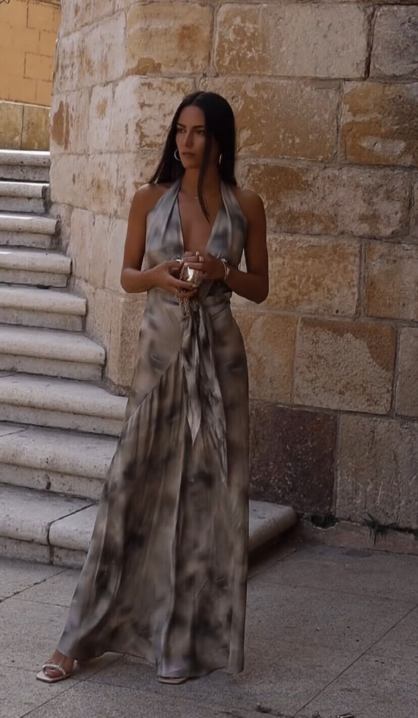 Edlyn Batik Boyundan Bağlı Maxi Elbise