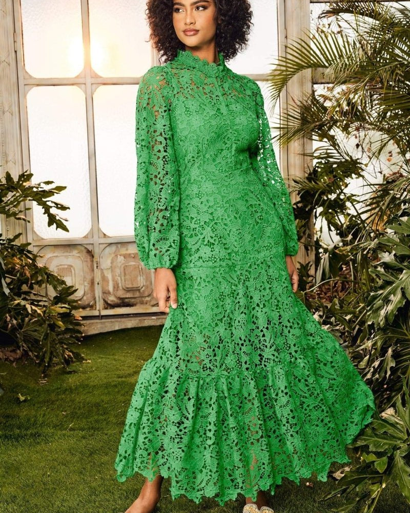 Joa İşlemeli Dantel Kenarlı Flare Uzun Elbise