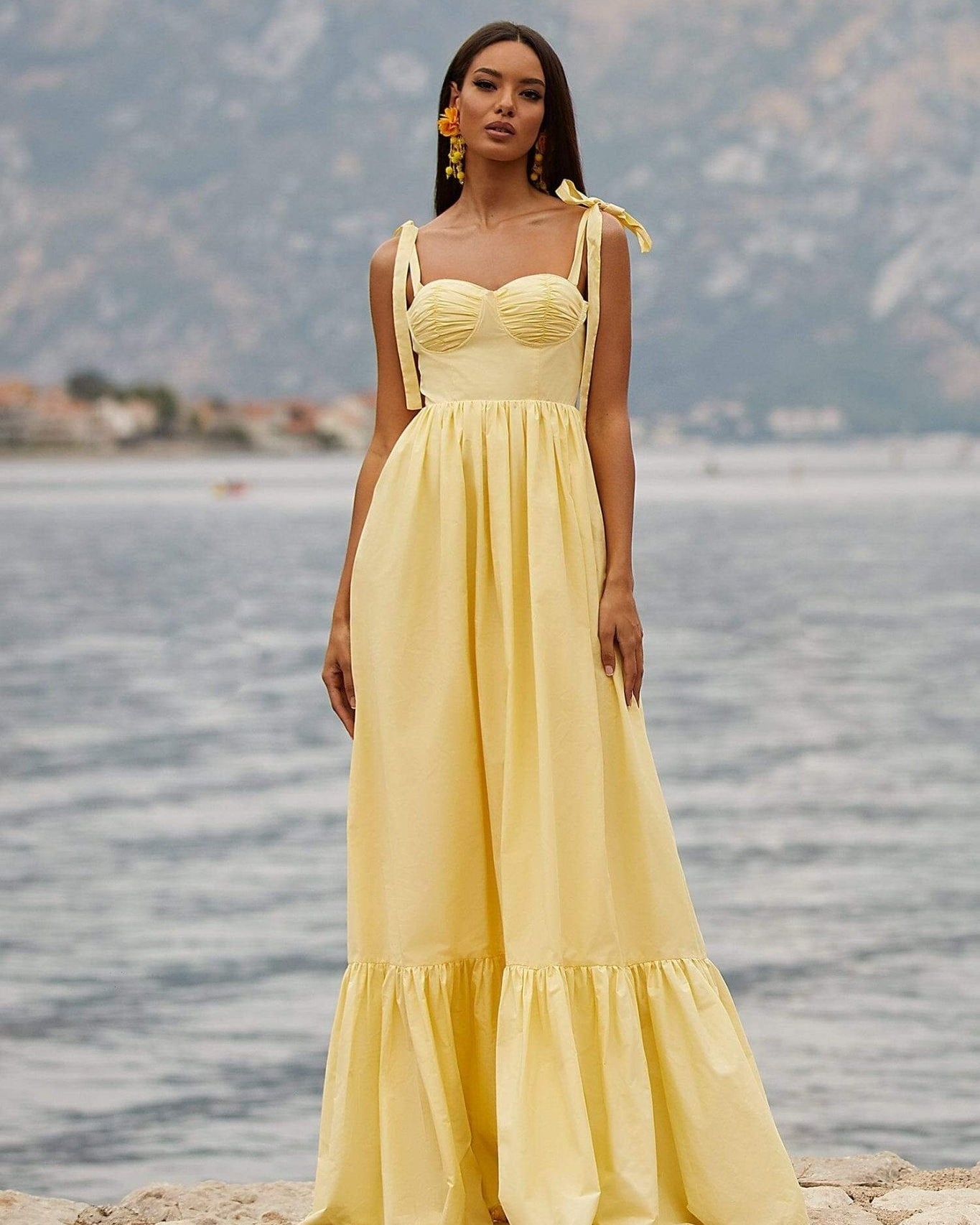 Julian Papyon Askılı Fırfırlı Maxi Elbise