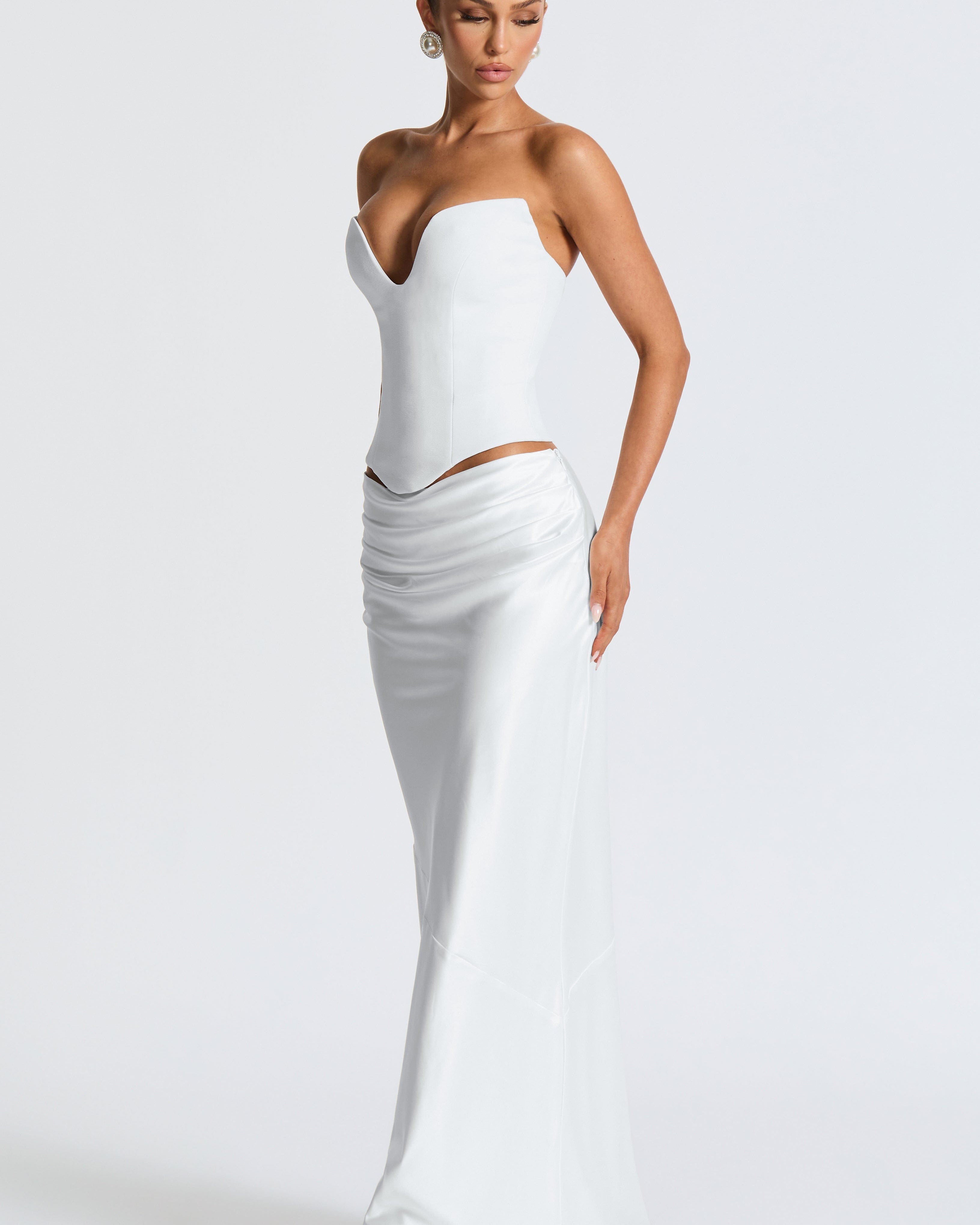 Kamiyah Straplez Korse – Ekru