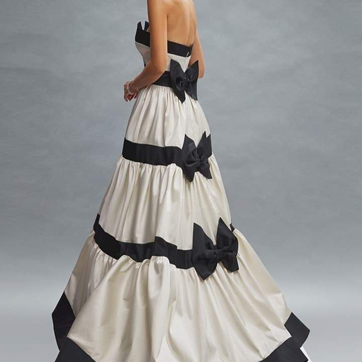 Karen Renk Bloklu Fiyonklu Uzun Elbise