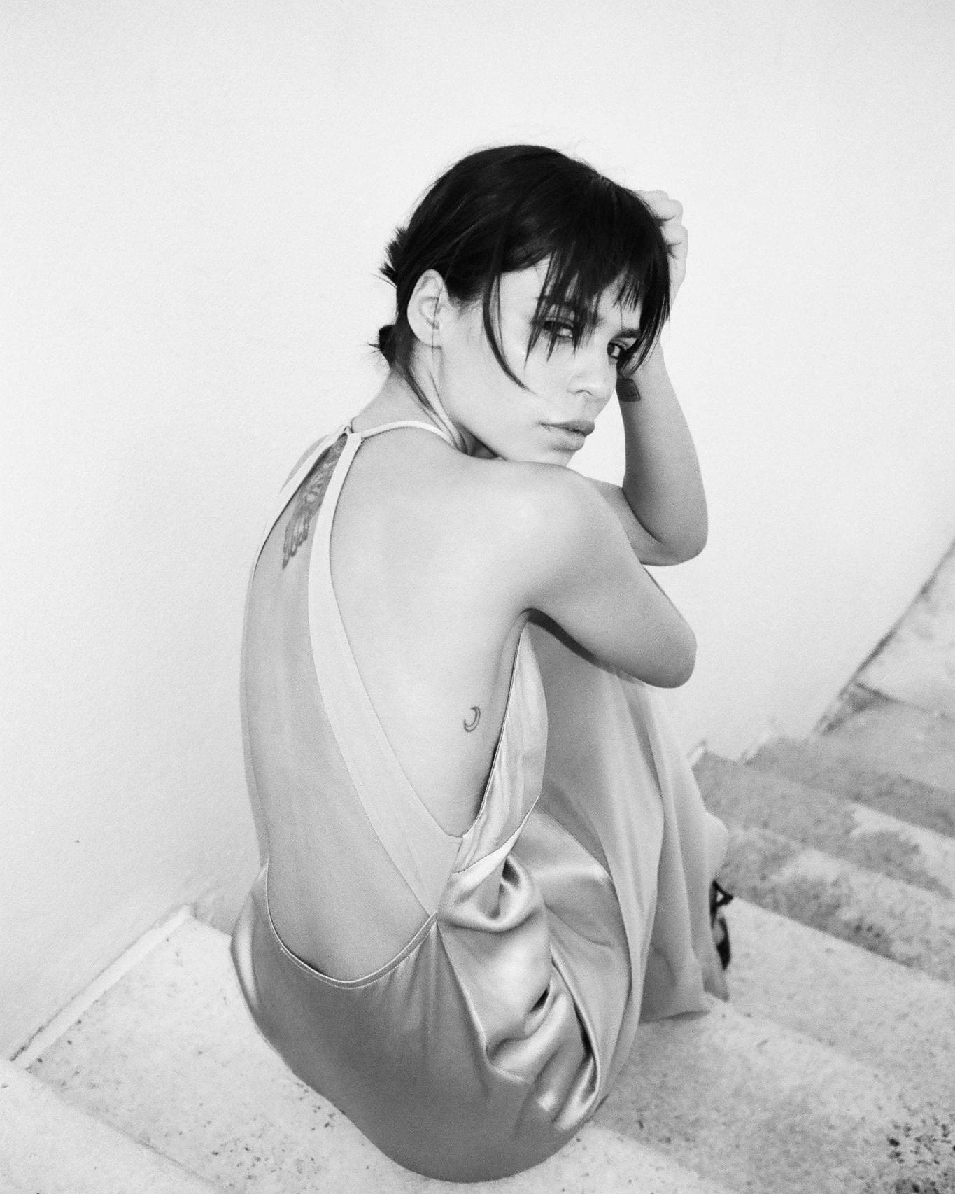 Lorna V Yaka Splice Slip Maxi Elbise