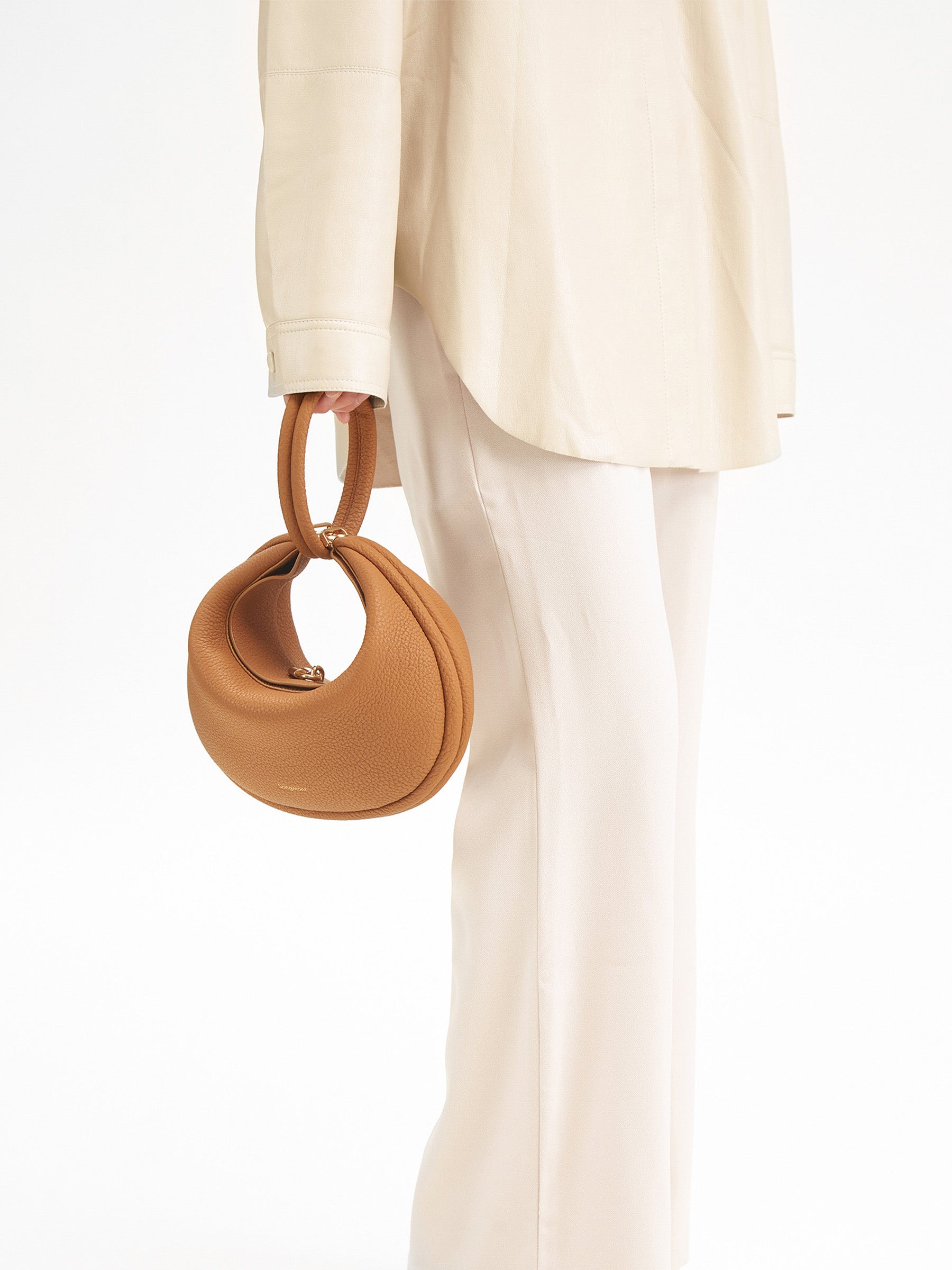 Serra El Çantası - Karamel