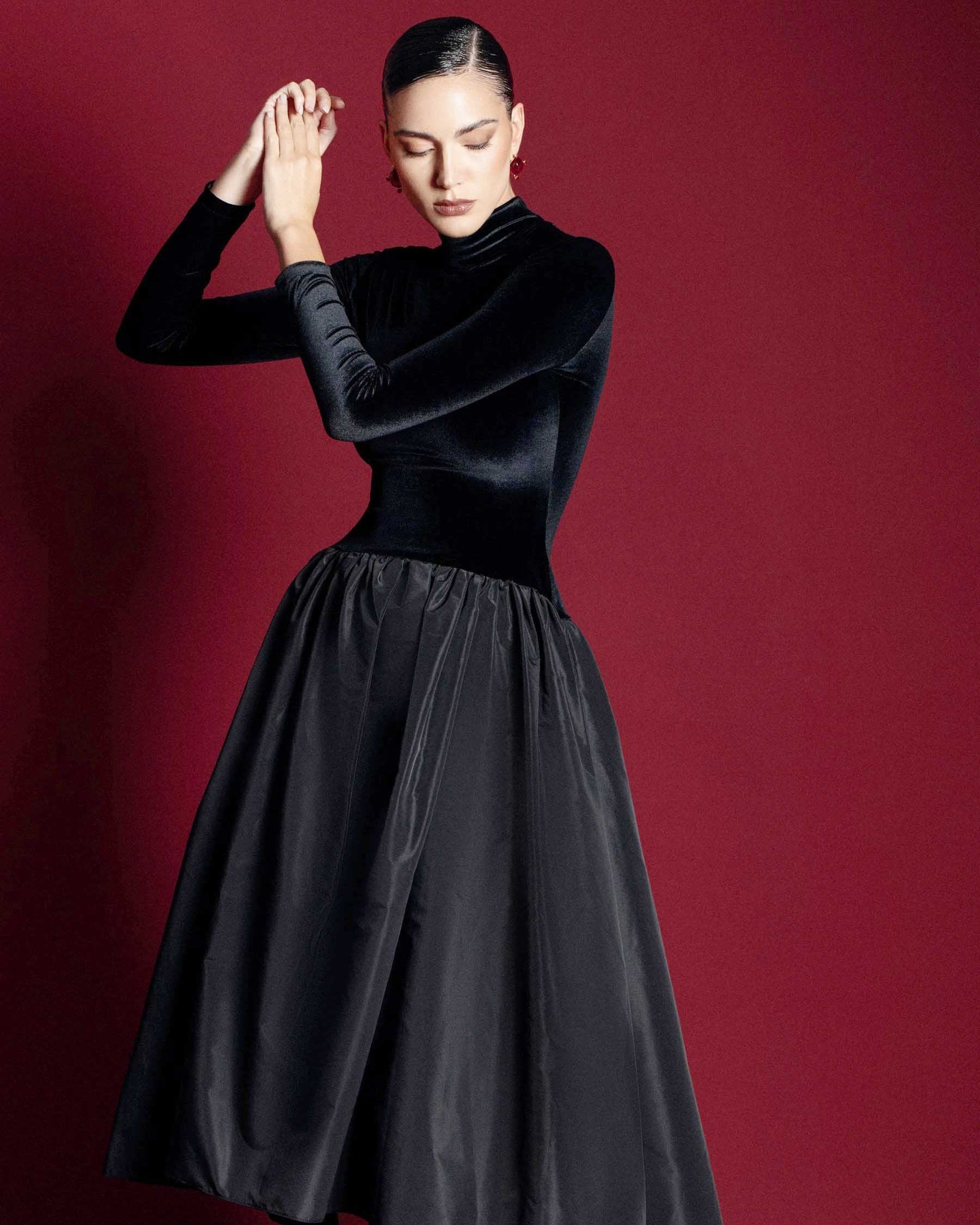 Florienne Uzun Kollu Midi Elbise