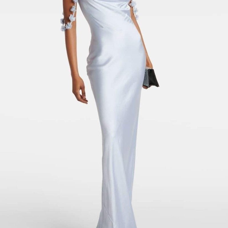 Zeytinyağı Çiçek Aplikeli Saten Maxi Elbise