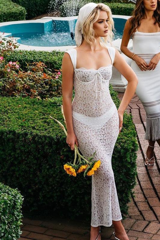 Rae Transparan Dantel Askılı Maxi Elbise