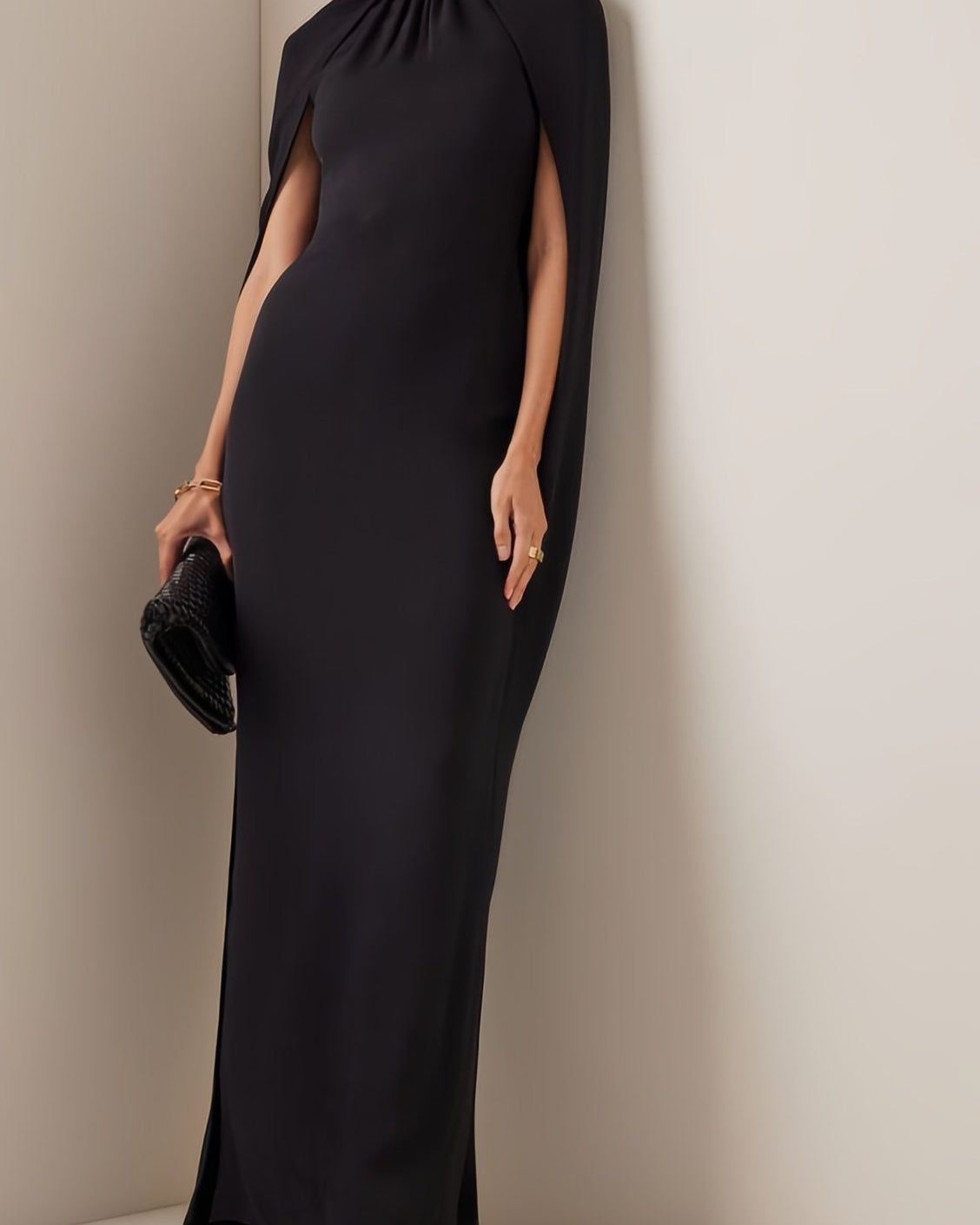 Shona Büzgülü Pelerinli Krep Maxi Elbise