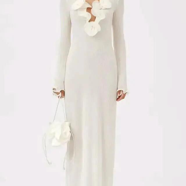 Trista Çiçekli V Yaka Polyester Uzun Yırtmaçlı Elbise