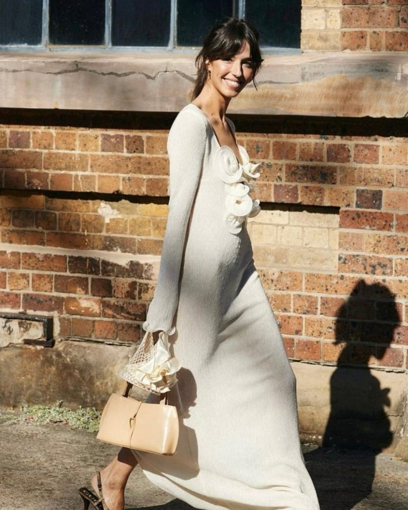 Trista Çiçekli V Yaka Polyester Uzun Yırtmaçlı Elbise