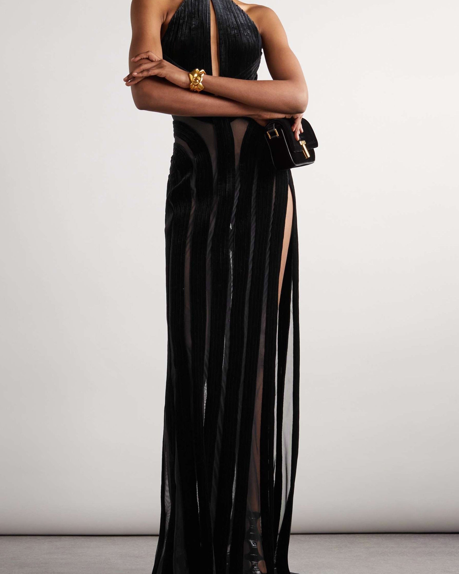 Novia Boyundan Bağlamalı Cut-Out Kadife Maxi Elbise