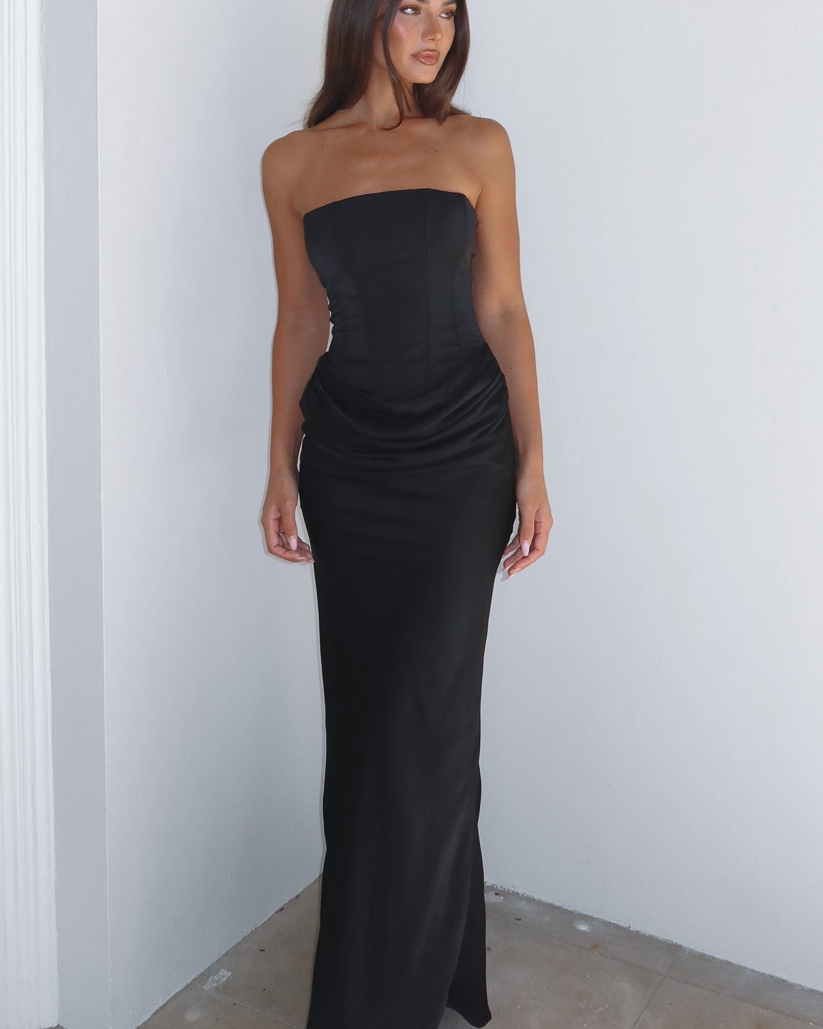 Siyaha Aşık Maxi Elbise