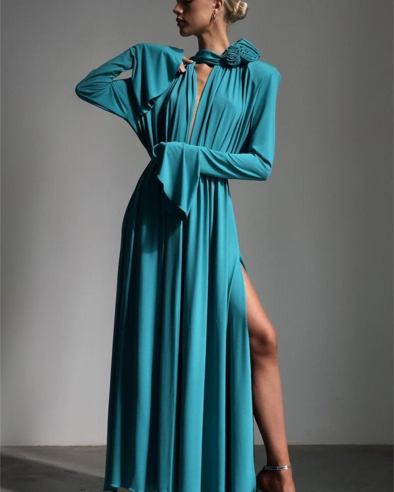 Yedda Çiçek Detaylı V Yaka Pileli Yırtmaçlı Maxi Elbise